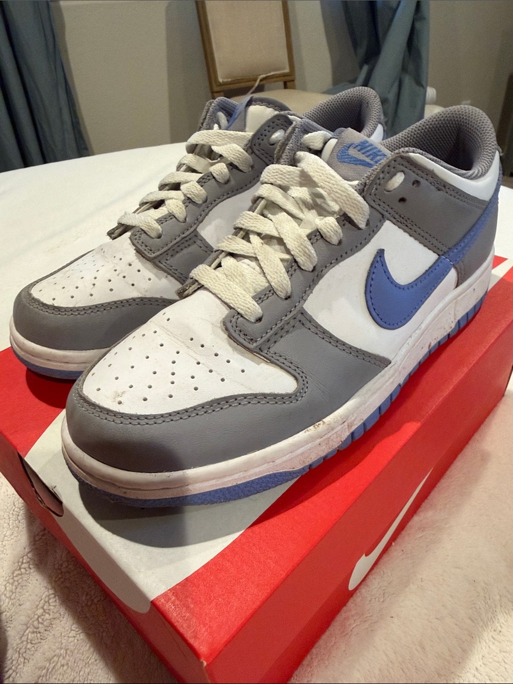 Nike Kids Gray White Blue Low-Top Sneakers
